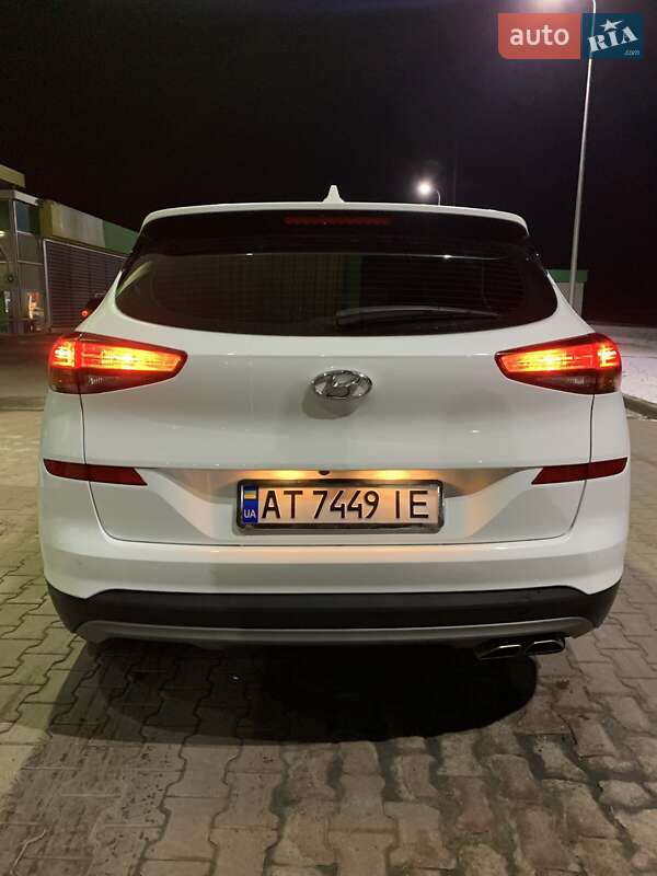 Фото Hyundai Tucson з оголошення AUTO.RIA