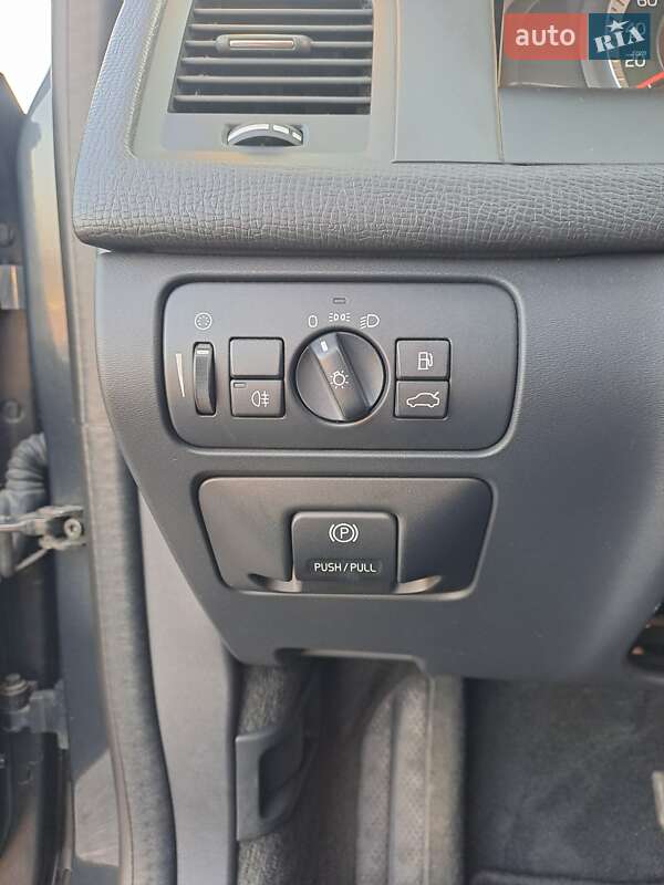 Фото Volvo XC60 з оголошення AUTO.RIA
