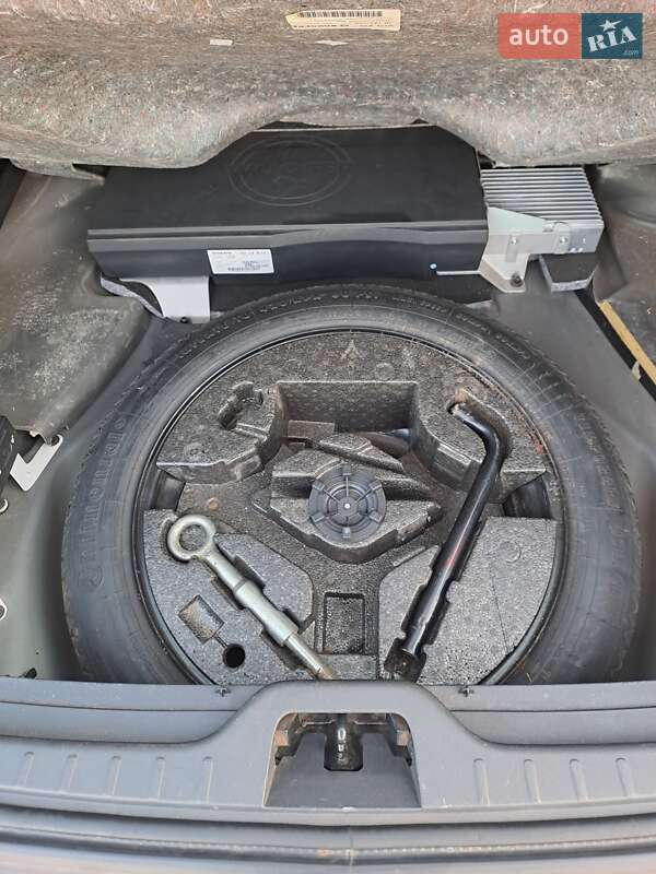 Фото Volvo XC60 з оголошення AUTO.RIA