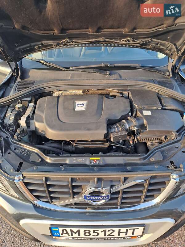 Фото Volvo XC60 з оголошення AUTO.RIA