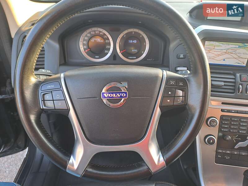 Фото Volvo XC60 з оголошення AUTO.RIA