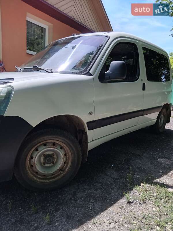 Фото Peugeot Partner з оголошення AUTO.RIA
