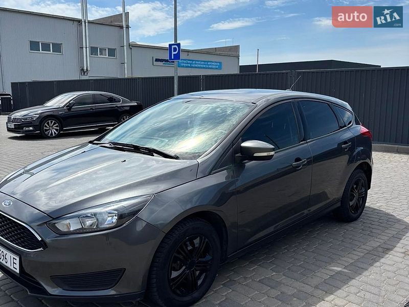 Фото Ford Focus з оголошення AUTO.RIA