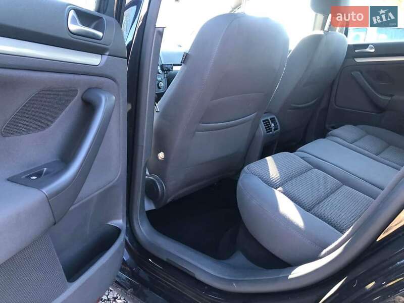 Фото Volkswagen Golf з оголошення AUTO.RIA