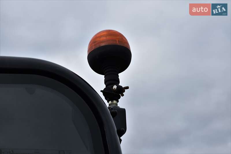 Фото Kubota U 27-4 з оголошення AUTO.RIA