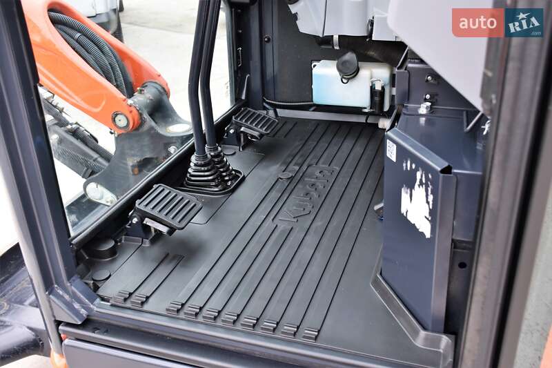 Фото Kubota U 27-4 з оголошення AUTO.RIA