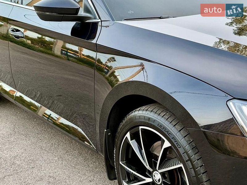 Фото Skoda Superb з оголошення AUTO.RIA