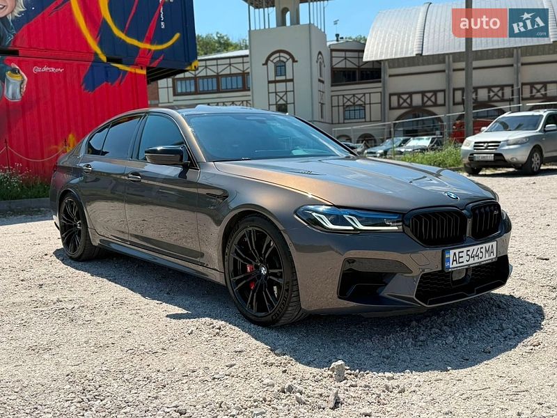 Фото BMW M5 з оголошення AUTO.RIA