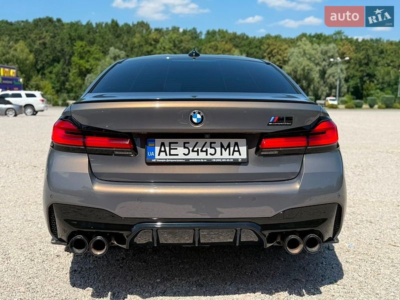 Фото BMW M5 з оголошення AUTO.RIA