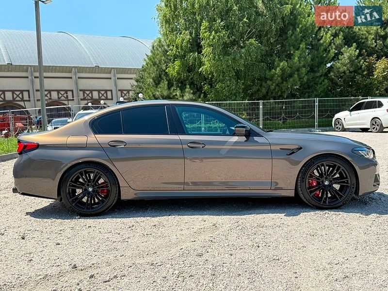 Фото BMW M5 з оголошення AUTO.RIA