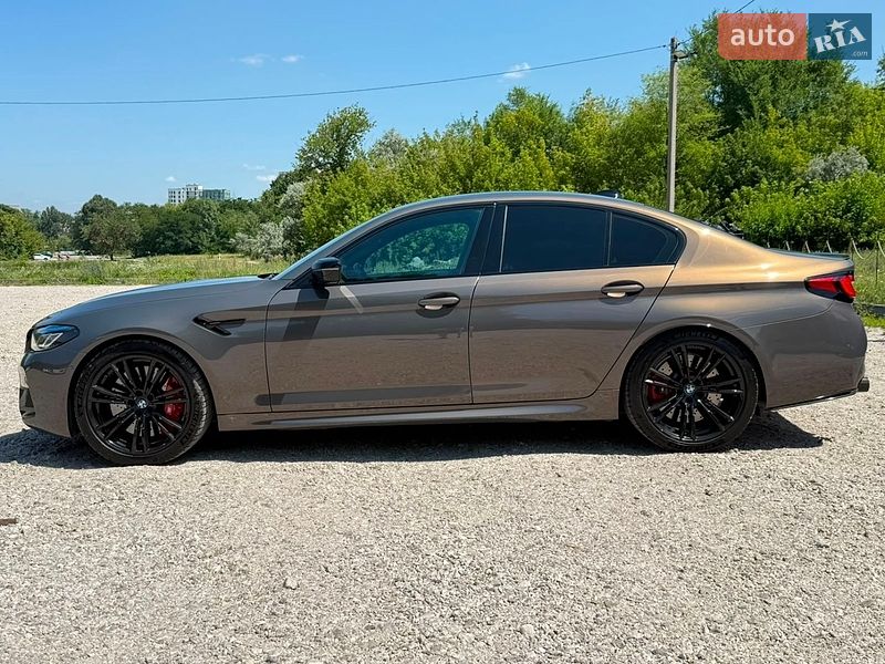 Фото BMW M5 з оголошення AUTO.RIA