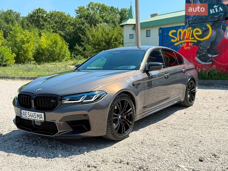 Фото BMW M5 з оголошення AUTO.RIA