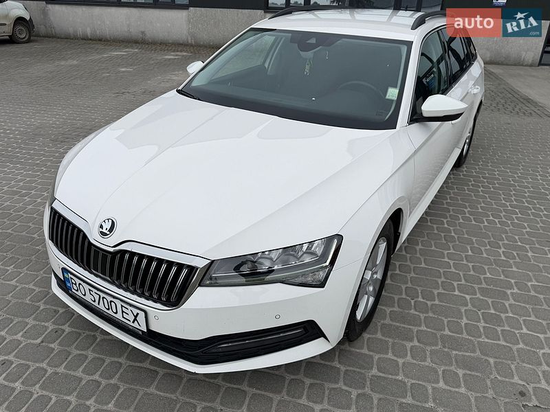 Фото Skoda Superb з оголошення AUTO.RIA