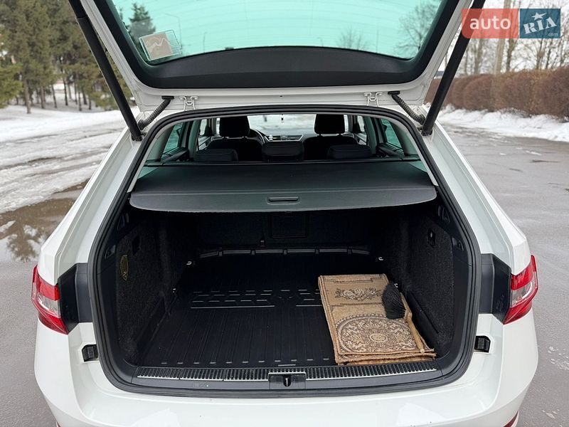 Фото Skoda Superb з оголошення AUTO.RIA