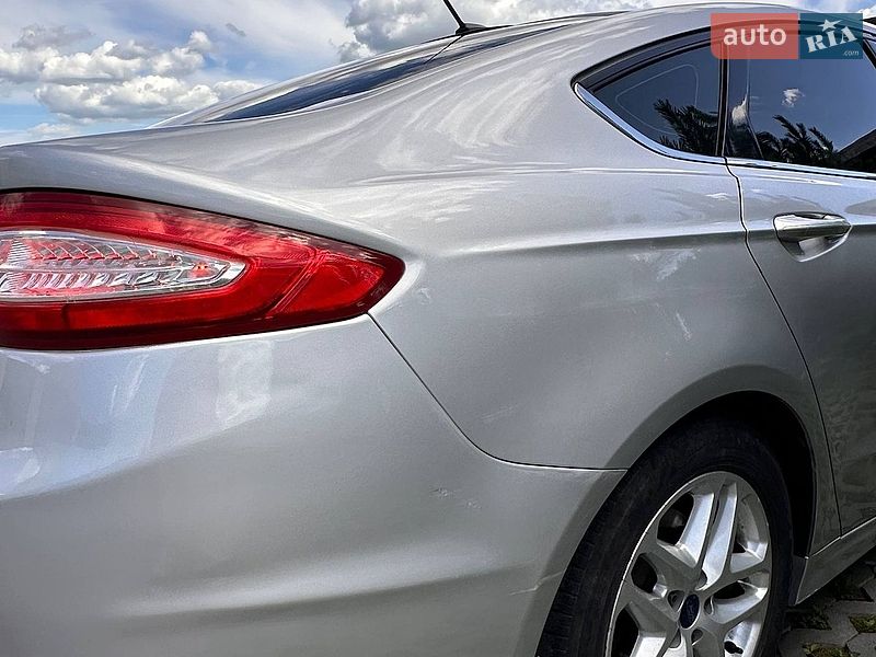 Фото Ford Fusion з оголошення AUTO.RIA