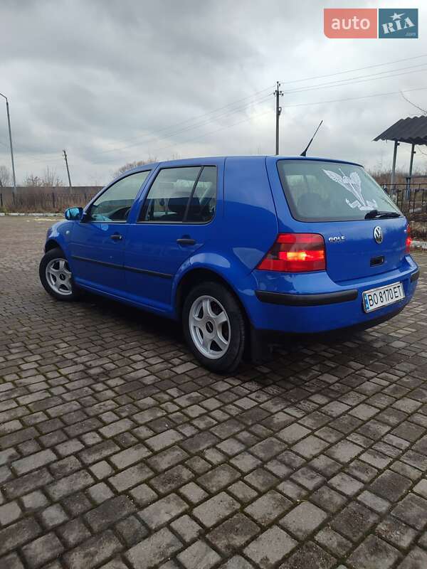 Фото Volkswagen Golf з оголошення AUTO.RIA