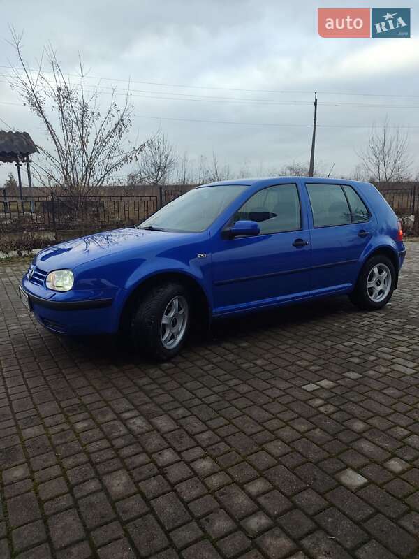 Фото Volkswagen Golf з оголошення AUTO.RIA