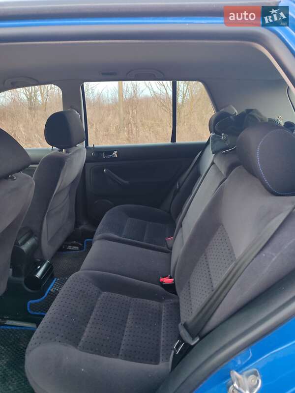 Фото Volkswagen Golf з оголошення AUTO.RIA