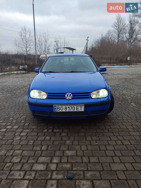Фото Volkswagen Golf з оголошення AUTO.RIA