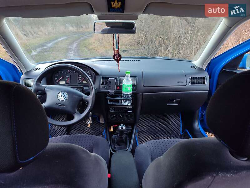 Фото Volkswagen Golf з оголошення AUTO.RIA