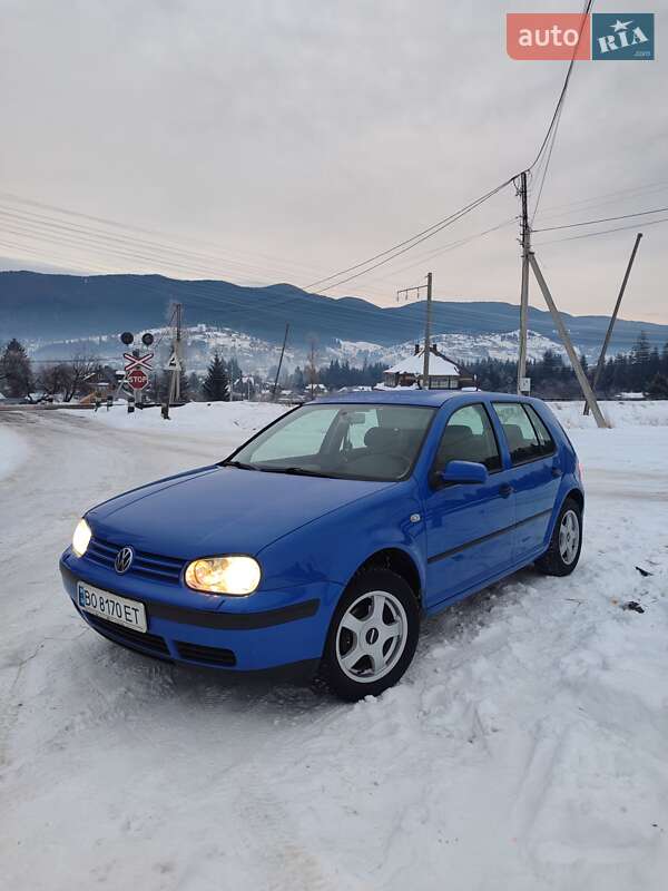 Фото Volkswagen Golf з оголошення AUTO.RIA
