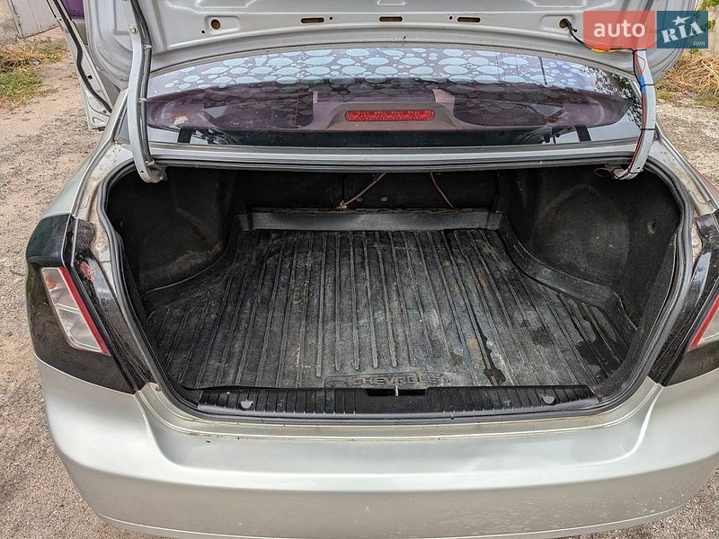 Фото Chevrolet Nubira з оголошення AUTO.RIA