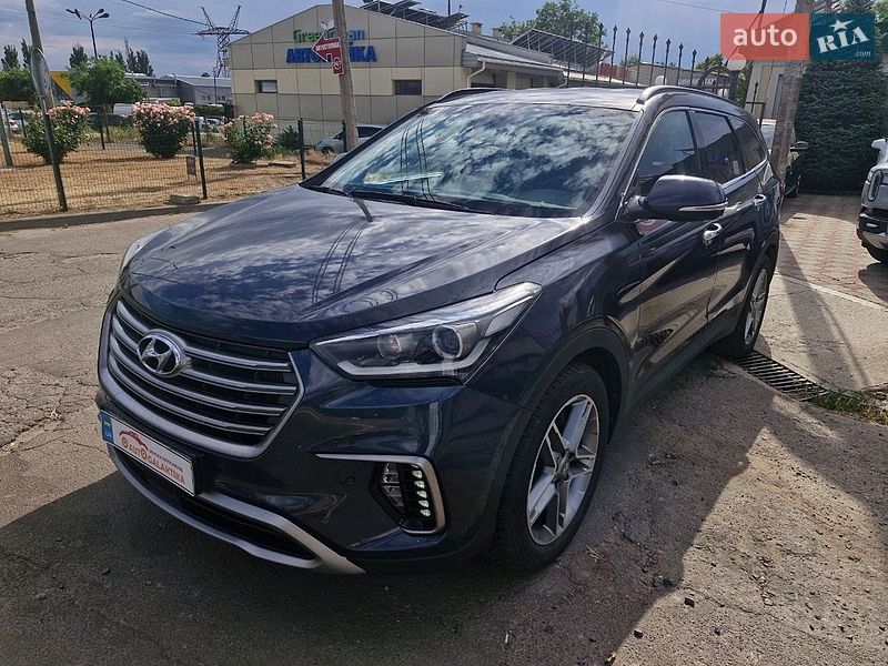 Фото Hyundai Santa FE з оголошення AUTO.RIA