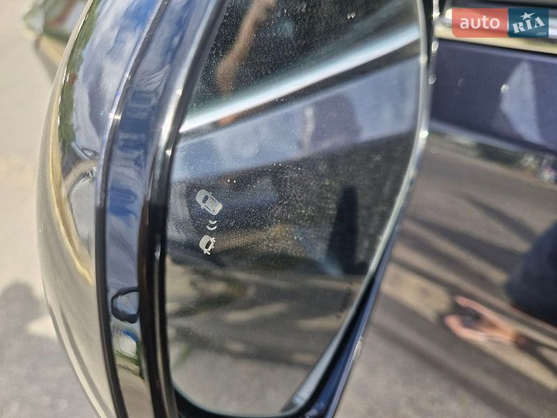 Фото Hyundai Santa FE з оголошення AUTO.RIA