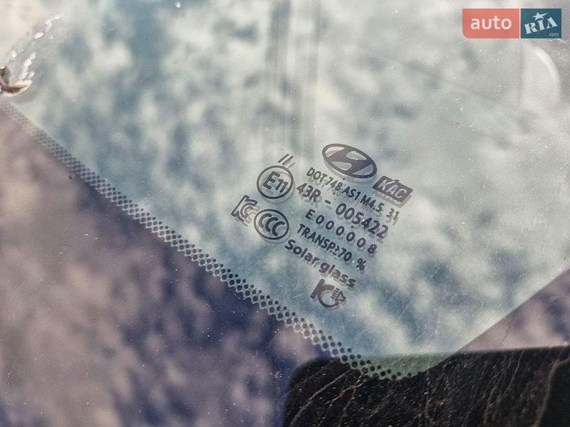 Фото Hyundai Santa FE з оголошення AUTO.RIA