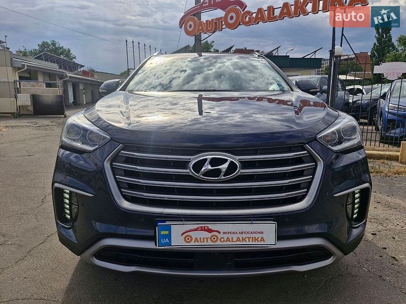 Фото Hyundai Santa FE з оголошення AUTO.RIA