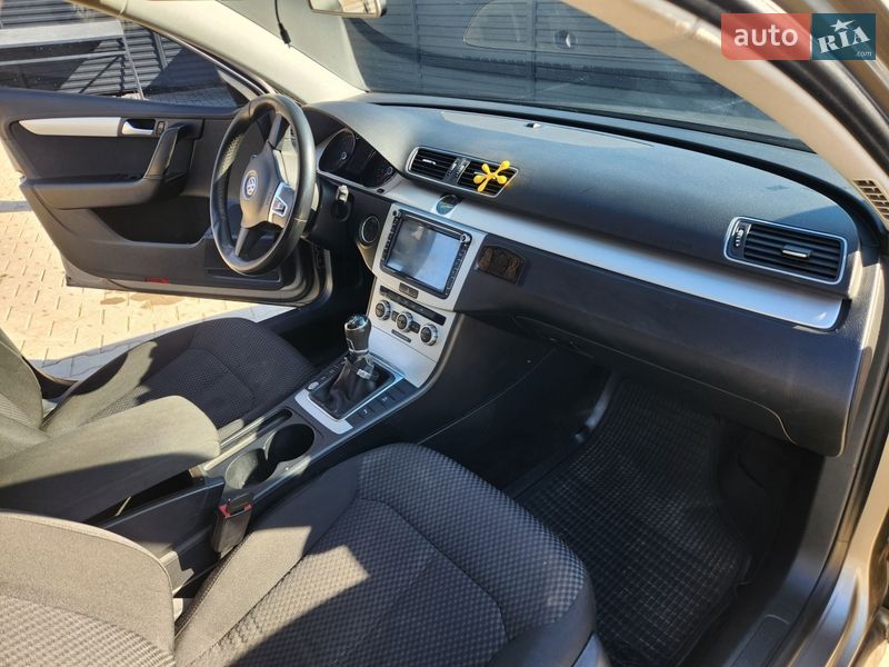 Фото Volkswagen Passat з оголошення AUTO.RIA