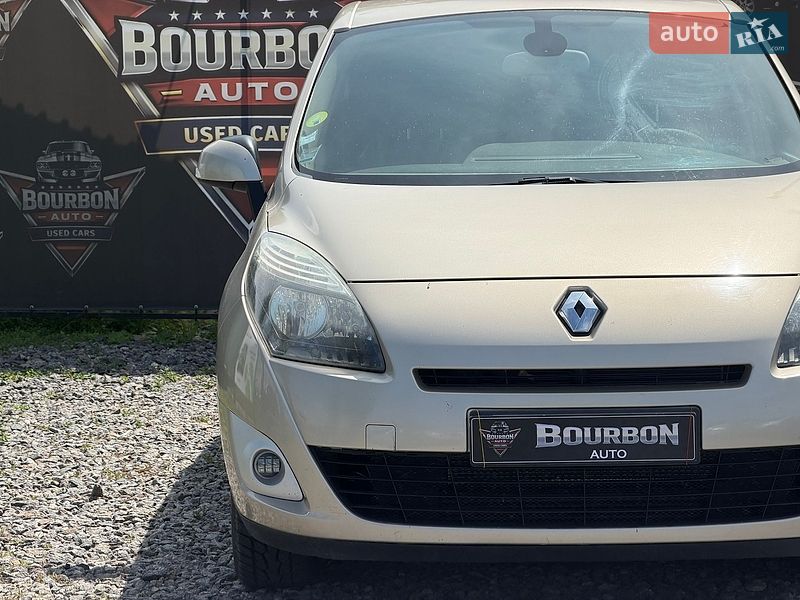 Фото Renault Scenic з оголошення AUTO.RIA