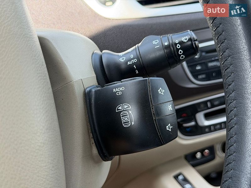 Фото Renault Scenic з оголошення AUTO.RIA