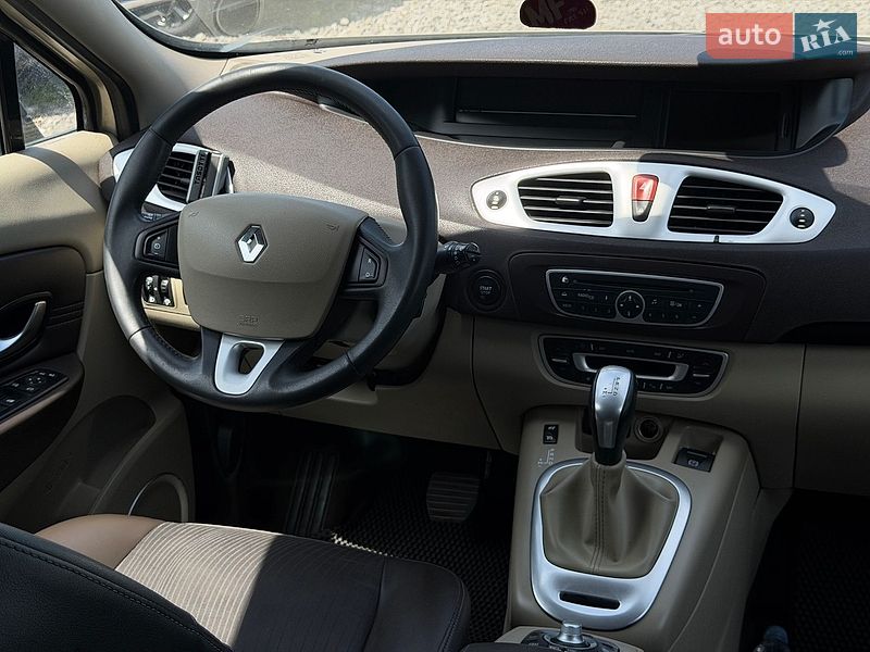 Фото Renault Scenic з оголошення AUTO.RIA