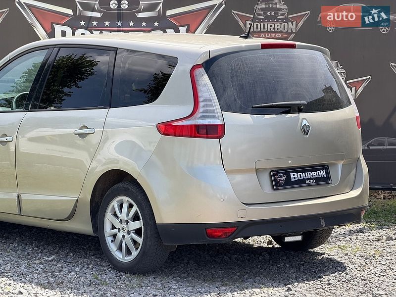 Фото Renault Scenic з оголошення AUTO.RIA