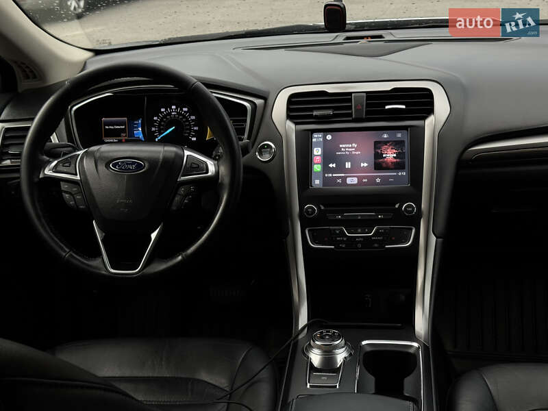 Фото Ford Fusion з оголошення AUTO.RIA
