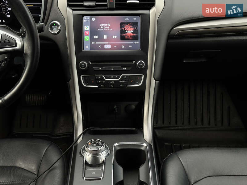Фото Ford Fusion з оголошення AUTO.RIA