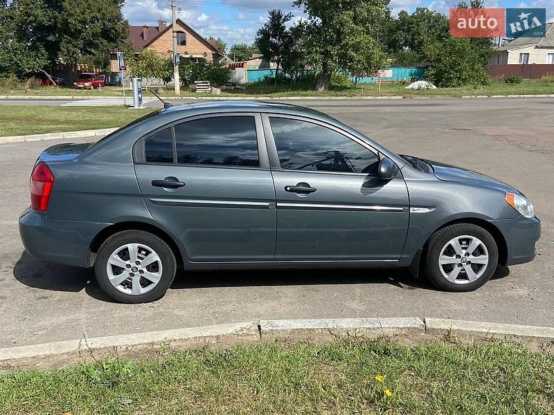 Фото Hyundai Accent з оголошення AUTO.RIA