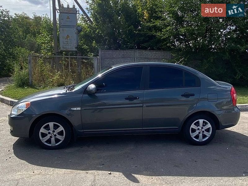 Фото Hyundai Accent з оголошення AUTO.RIA
