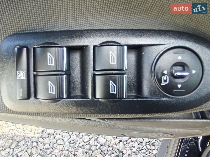 Фото Ford Kuga з оголошення AUTO.RIA