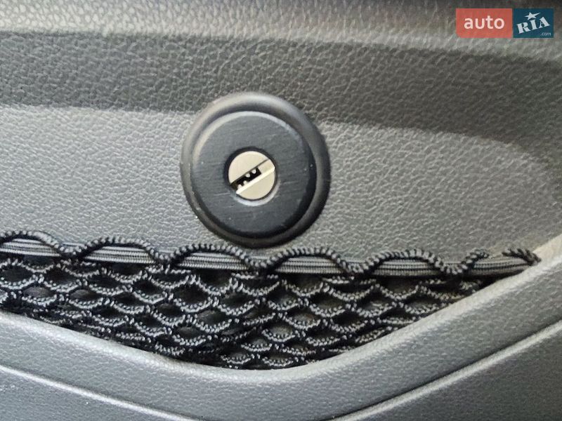 Фото Ford Kuga з оголошення AUTO.RIA