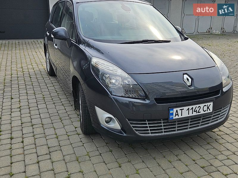 Фото Renault Scenic з оголошення AUTO.RIA