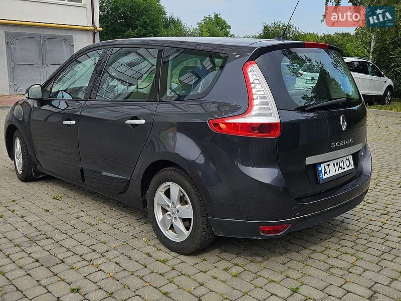 Фото Renault Scenic з оголошення AUTO.RIA