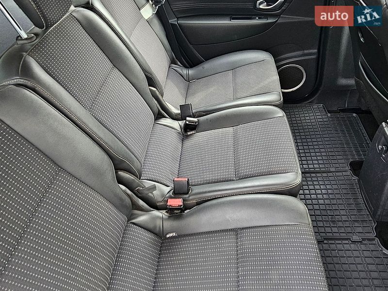 Фото Renault Scenic з оголошення AUTO.RIA