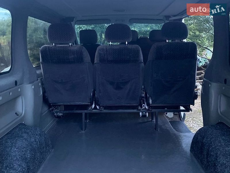 Фото Opel Vivaro з оголошення AUTO.RIA