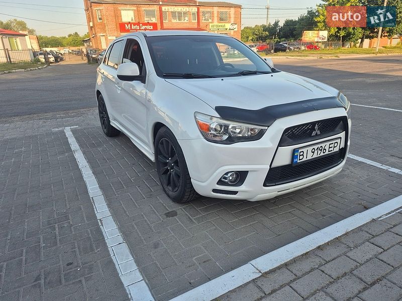 Фото Mitsubishi Outlander Sport з оголошення AUTO.RIA