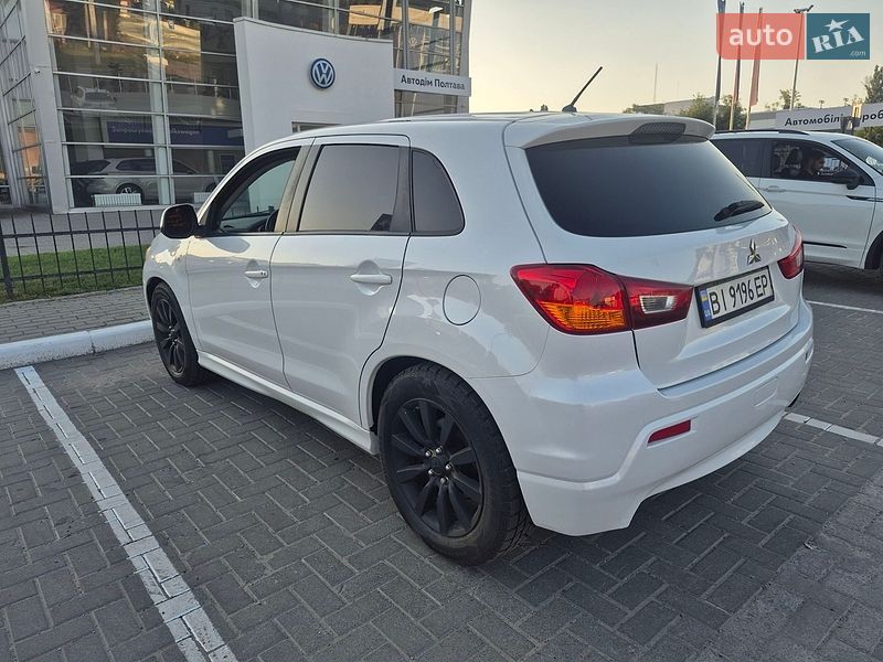 Фото Mitsubishi Outlander Sport з оголошення AUTO.RIA