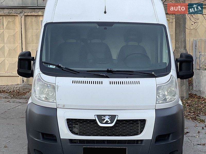 Фото Peugeot Boxer з оголошення AUTO.RIA