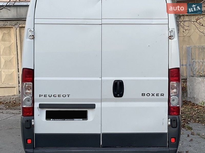 Фото Peugeot Boxer з оголошення AUTO.RIA
