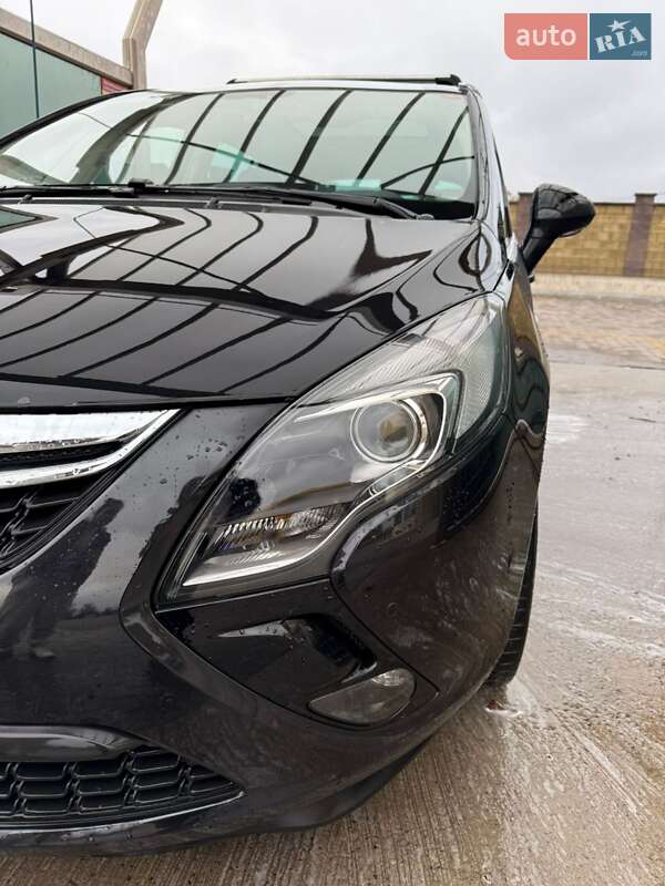 Фото Opel Zafira Tourer з оголошення AUTO.RIA